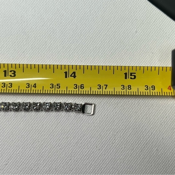 VINTAGE Silver Tone Rhinestone Necklace - Picture 5 of 5